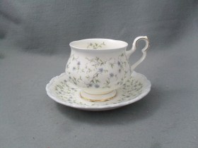 Caroline Cup & Saucer